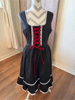NWT Womens L Oktoberfest Dirndl Dress Bavarian German Costume Kancy Kole black